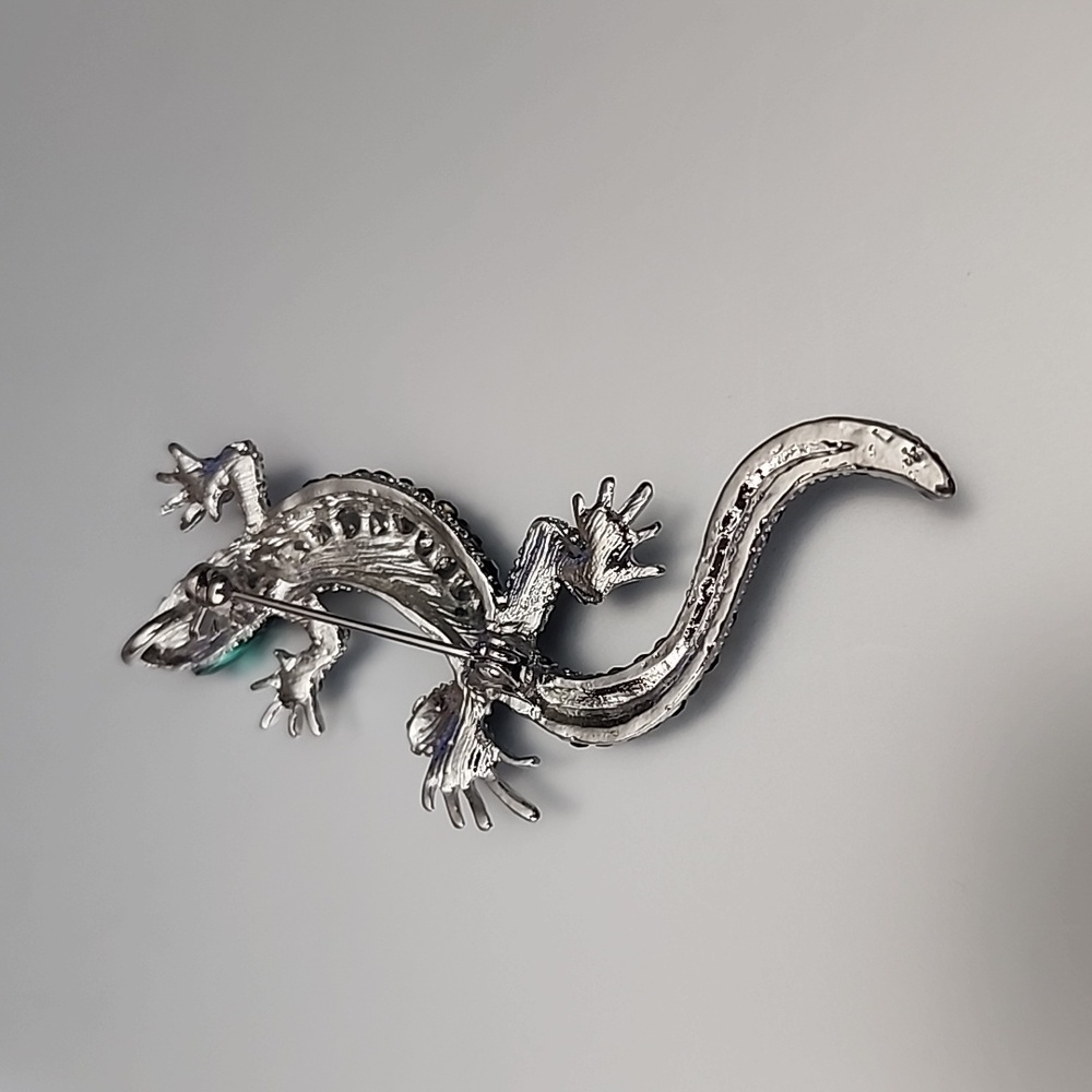 Gecko  Simulated Diamonds  🦎 - Picture 2 of 4